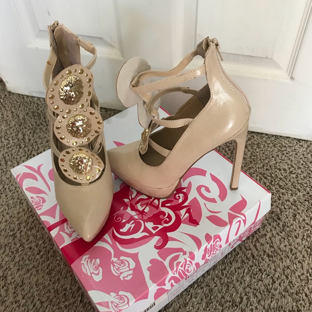 New women heels